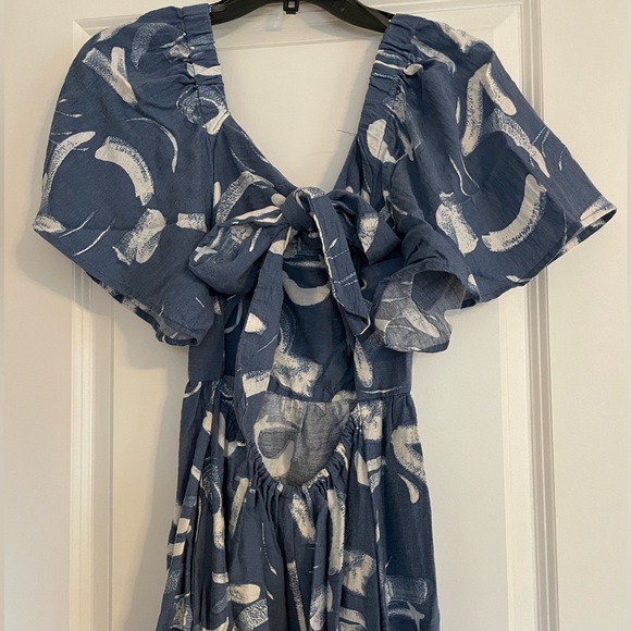 A New Day Dress - Picture 2 of 3